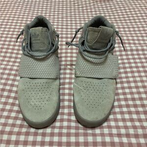 Adidas Men's Light Gray High-Top Sneakers